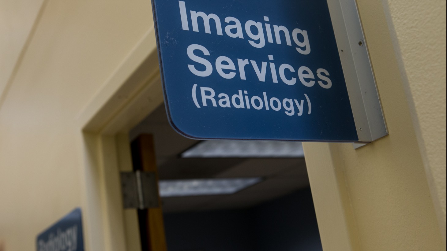 alt="Radiology sign"